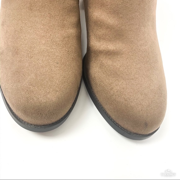 Life Stride | NIB Jezebel Bootie in Tan - Picture 6 of 8